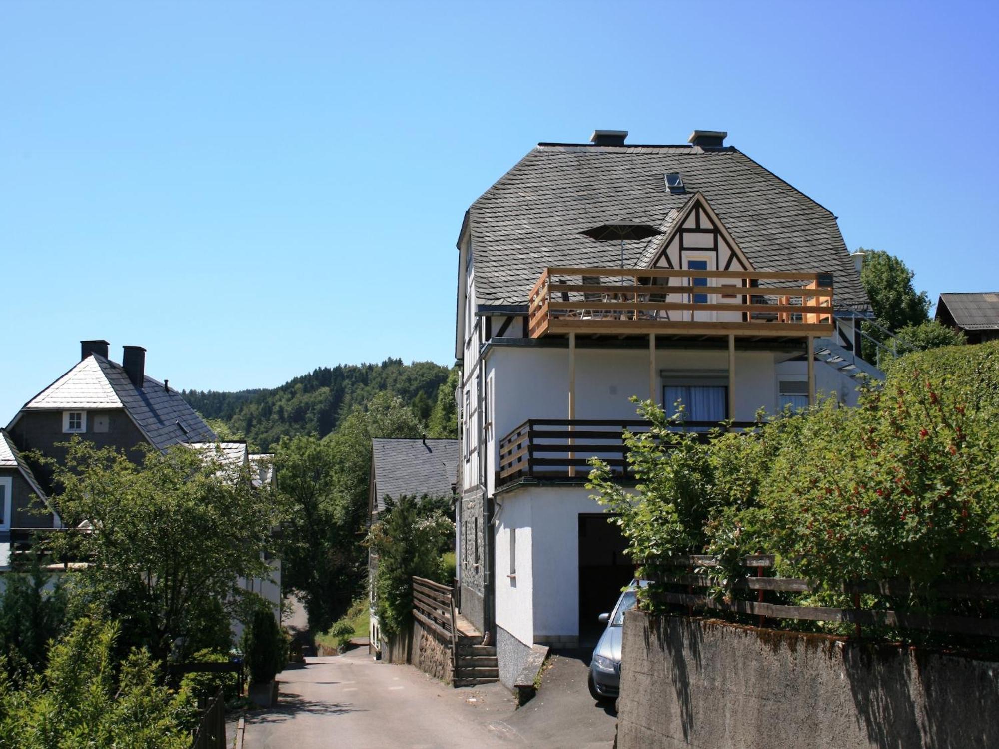 Cosy Apartment In Schwalefeld Near Willingen With Private Terrace Екстер'єр фото